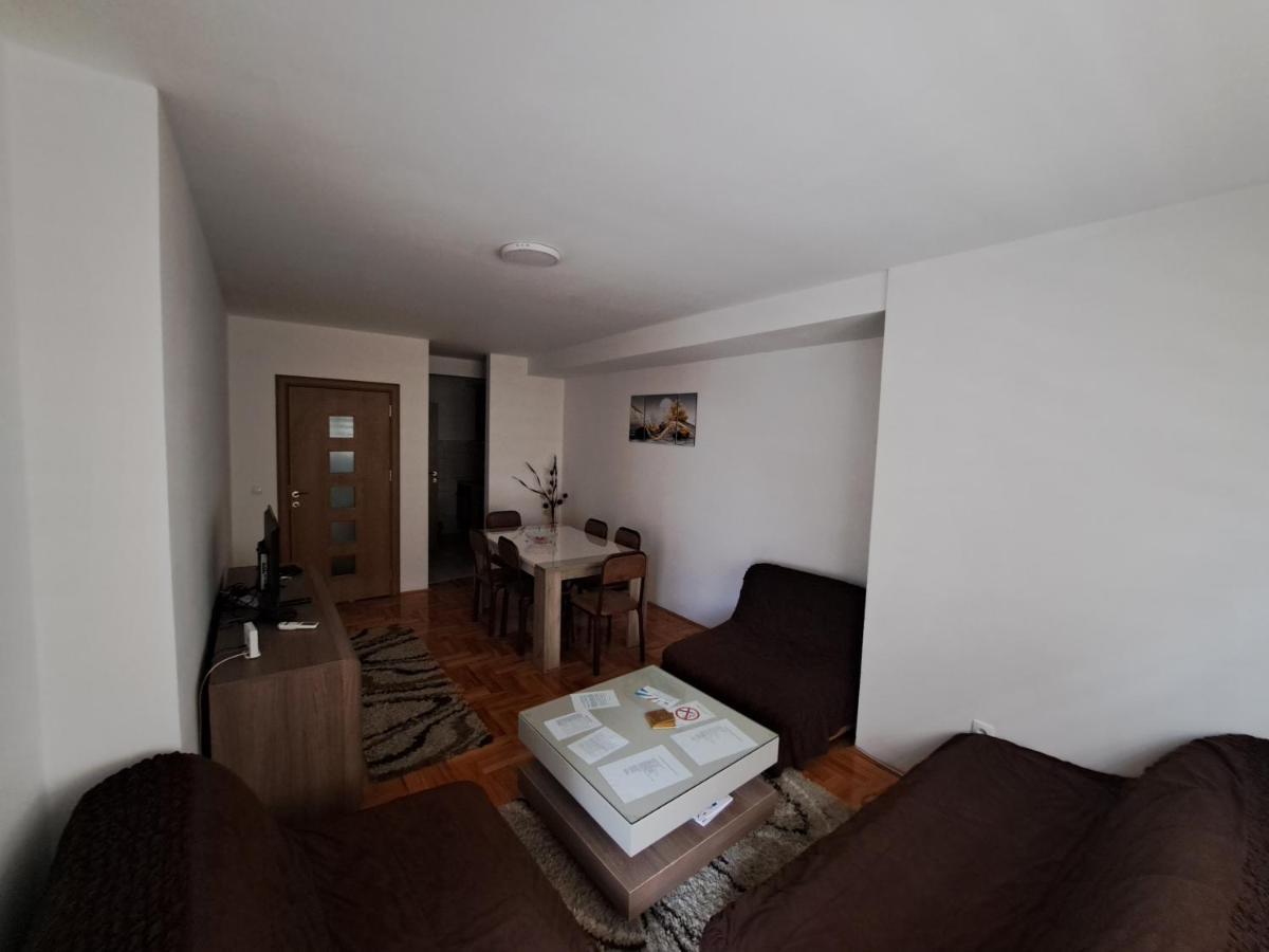 Apartman Vranje Habitación foto